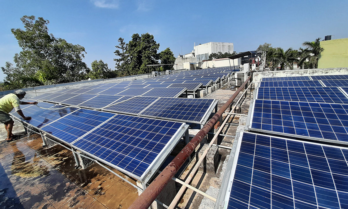 Solar Plant Installation at LIC Meerut