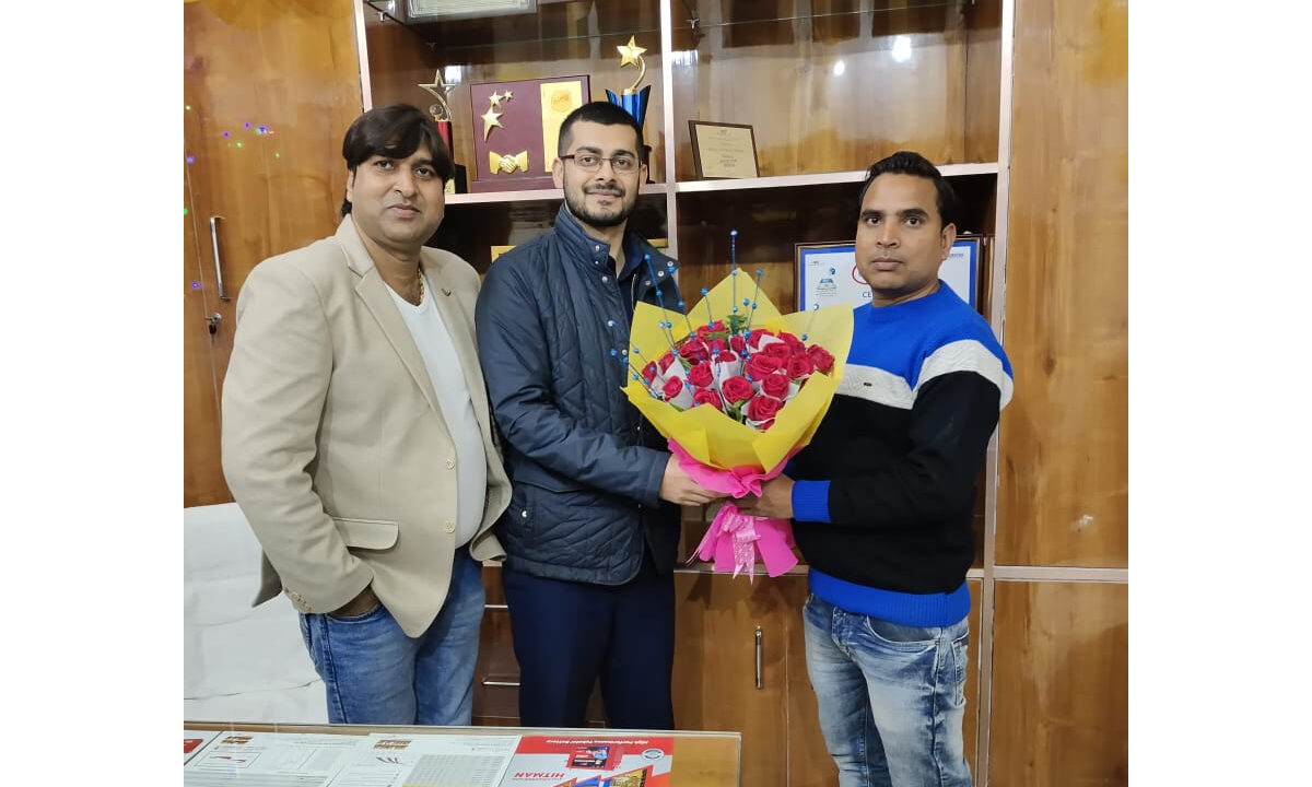 A meeting with our esteemed distributor Shri Sunil Soni ji at Shri Solar Shop, Hardoi with our MD, Mr. Abhishek Gupta